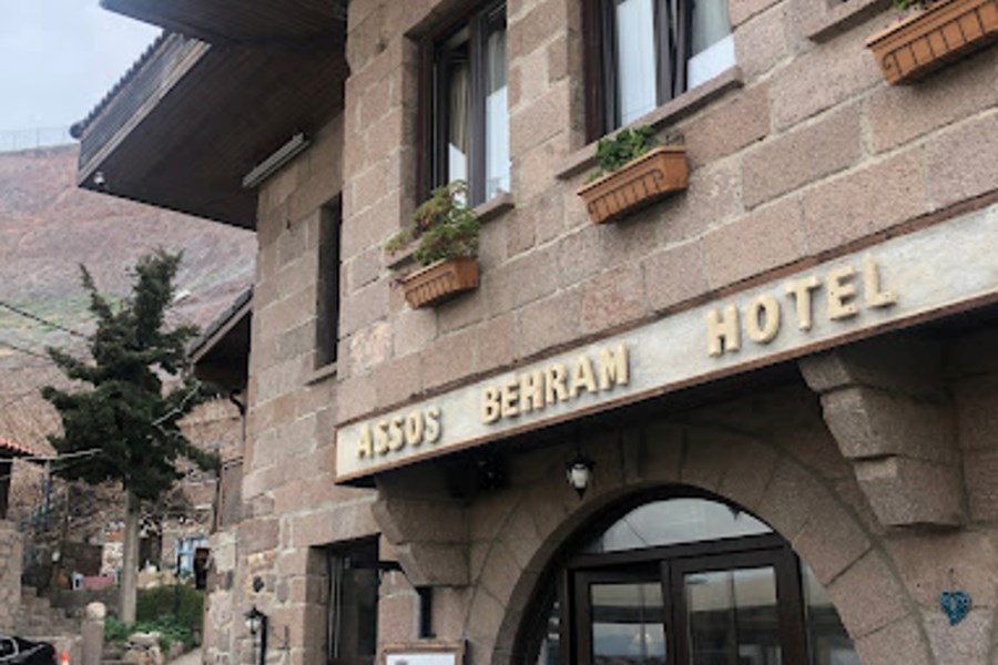 Assos Behram Hotel