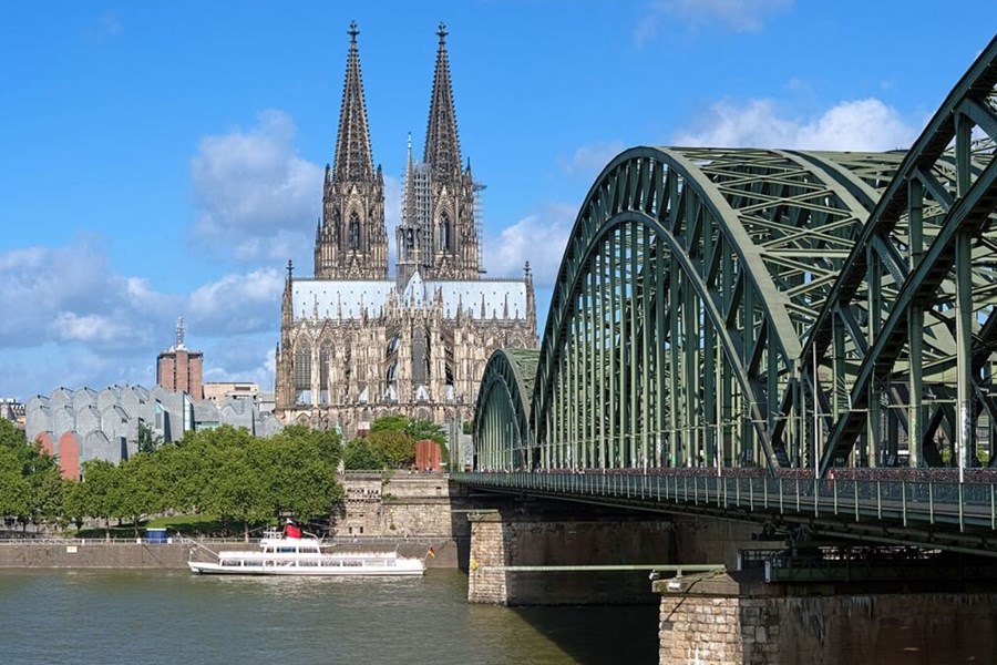 Benelux Paris Turu Crl Crl Pegasus İle 7 Gece 2025 Kış Dönemi