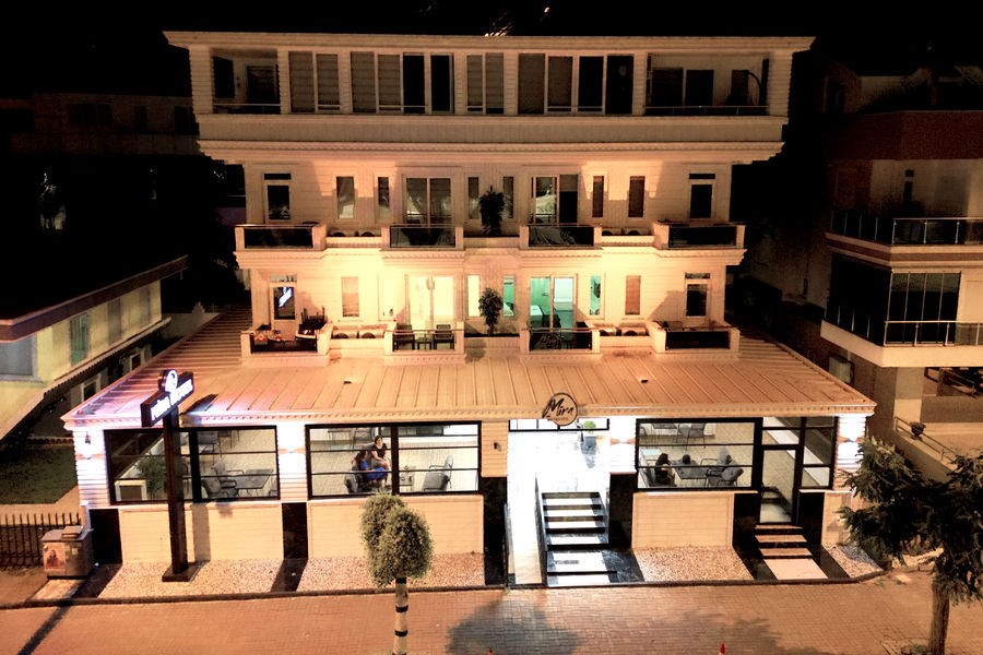 Mira Hotel 