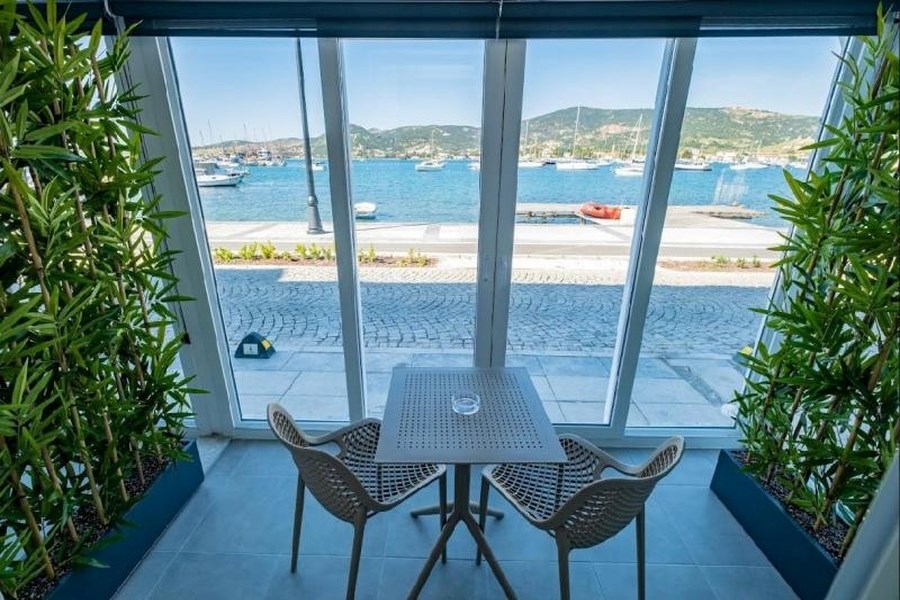 BD Suites Foça