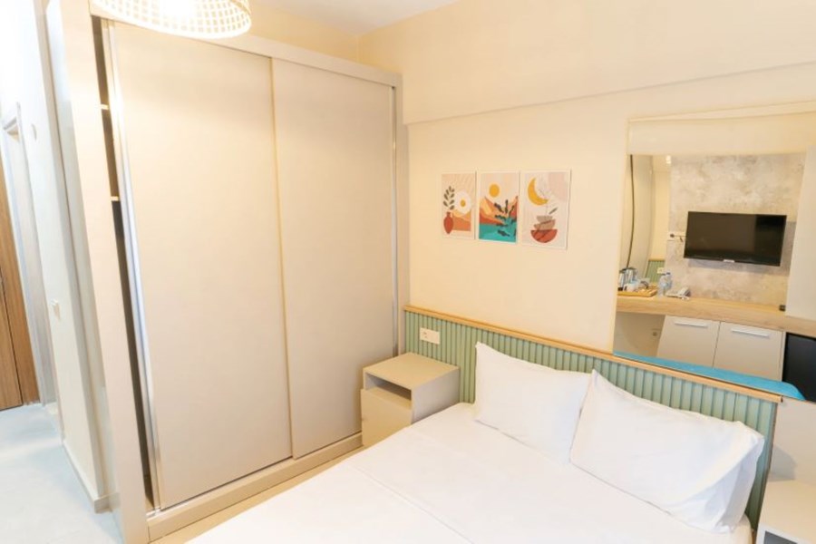Levant Hotel & Aparts