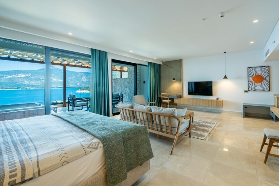 Lures Hotel Adults Only +16