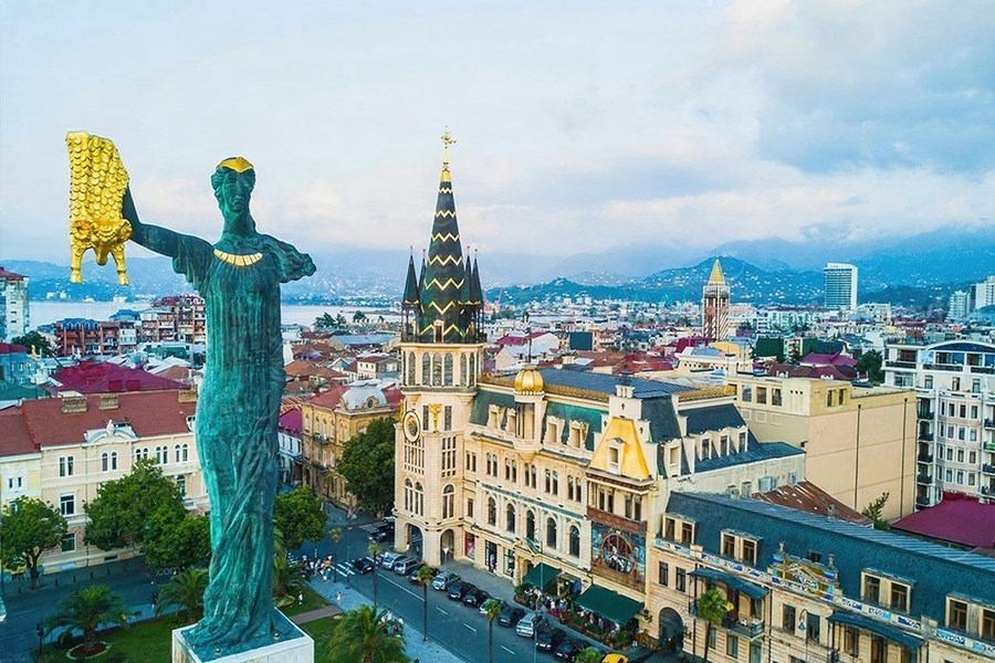 Karadeniz Yaylalar Ve Batum Turu 6 Gece Otel  1 Gece Batum Konaklamalı Edirne Tekirdağ Lüleburgaz Çıkışlı Ramazan Bayramı Özel