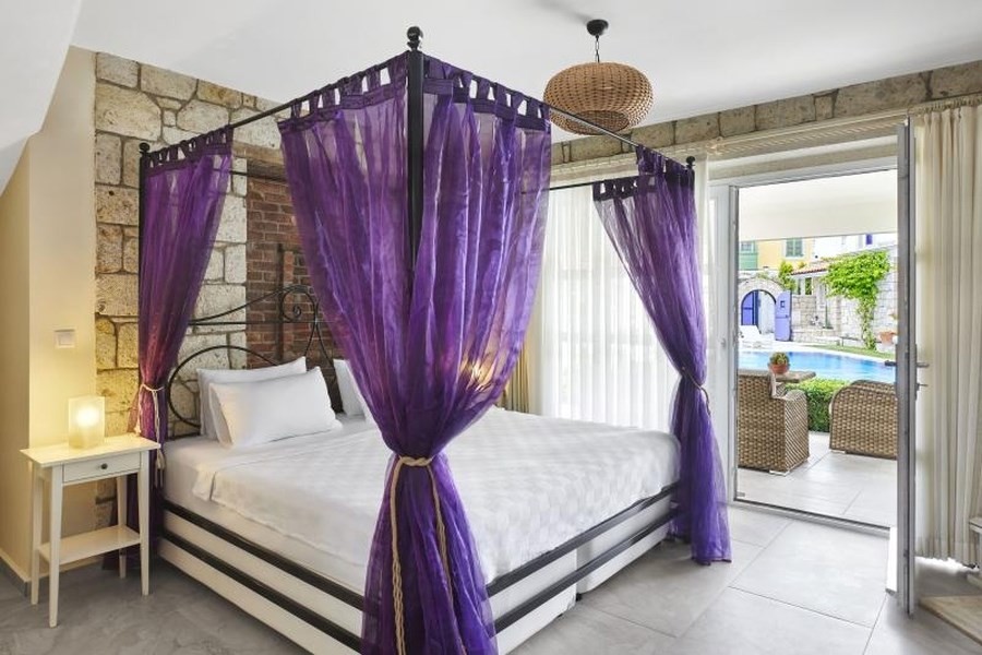 Panda Alaçatı Otel