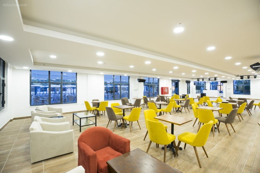 Snack Bar