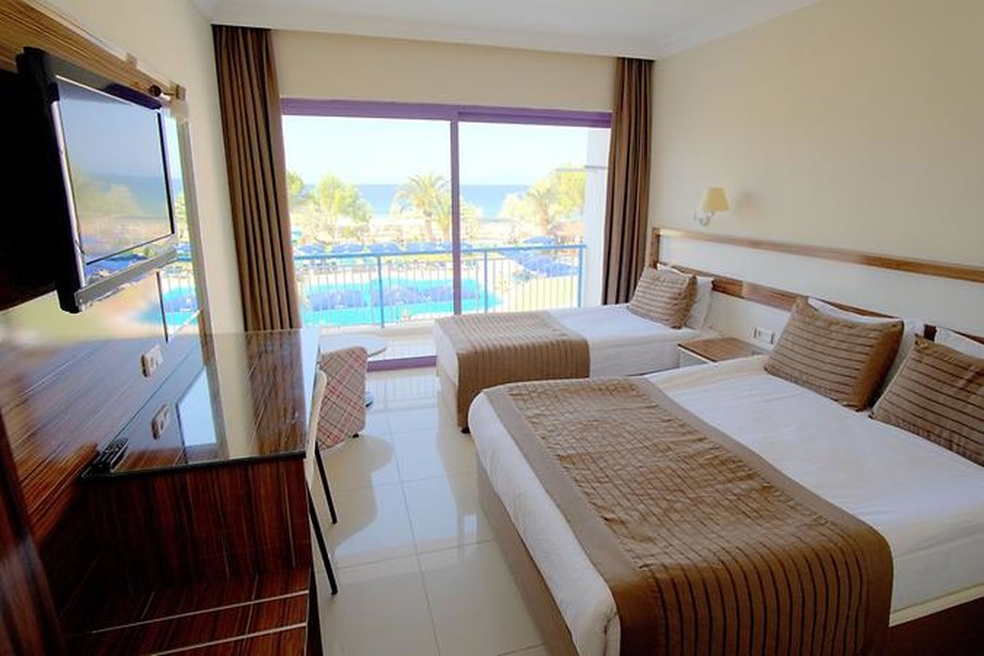 Le Monde Beach Resort