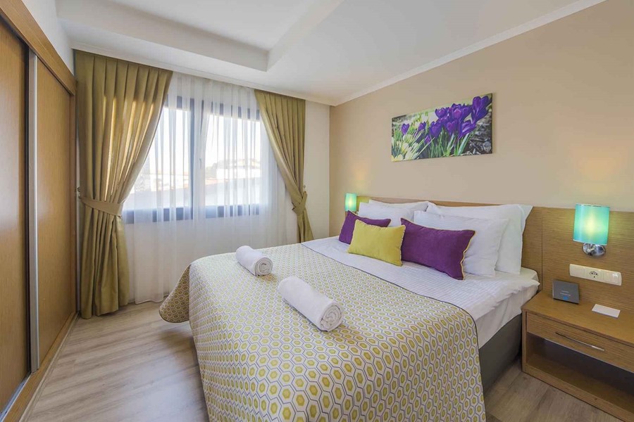 Larissa River Garden Hotel