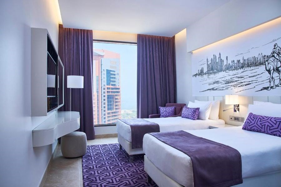 Mercure Dubai Barsha Heights Hotel Suites