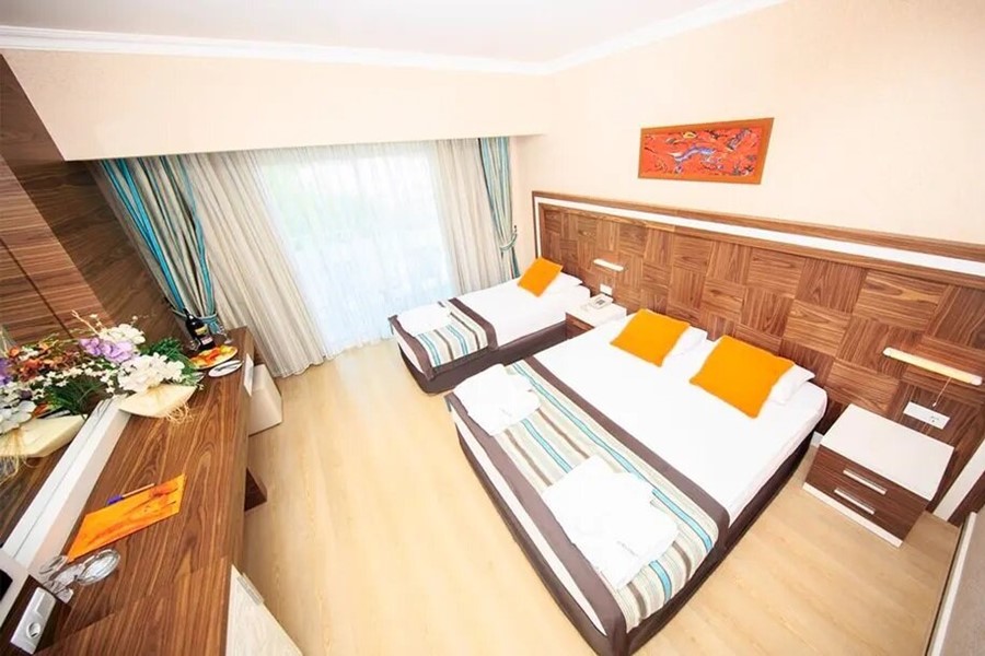 Royal Towers Hotel Kiriş