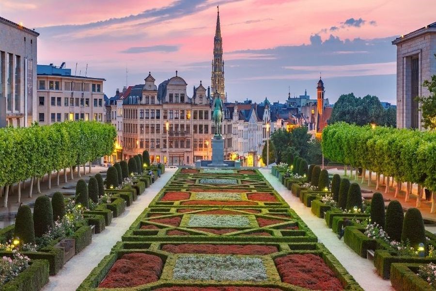 Rüya Avrupa Turu Brüksel & Amsterdam & Köln THY İle Kurban Bayramı Özel 4 Gece 5 Gün