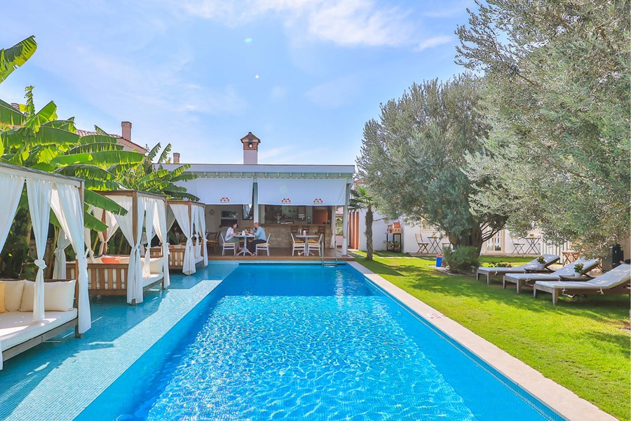 Köşe Konak Butik Otel