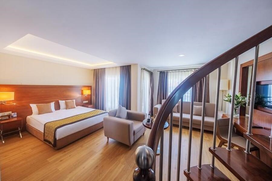 Salamis Bay Conti Resort Hotel
