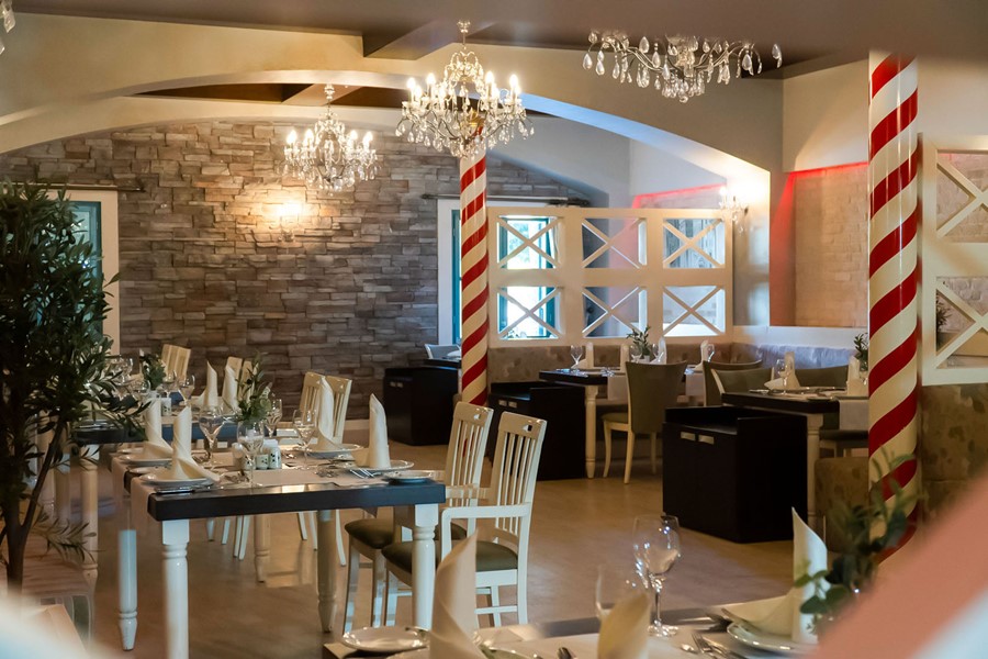 GARDA ALAKART RESTAURAN
