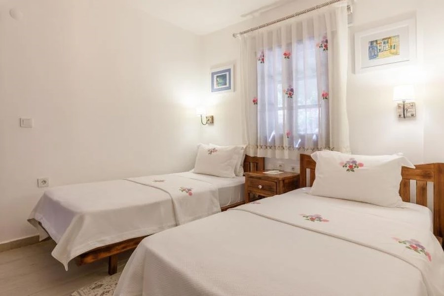 Monza House Butik Otel 