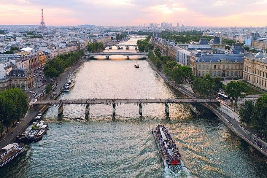 Paris Turu Türk Havayolları ile Sömestre Özel 3 Gece 4 Gün 21 Ocak Hareket