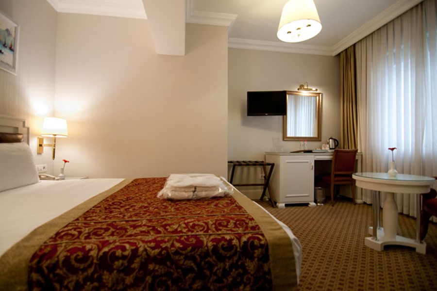 Taksim Metropark Hotel