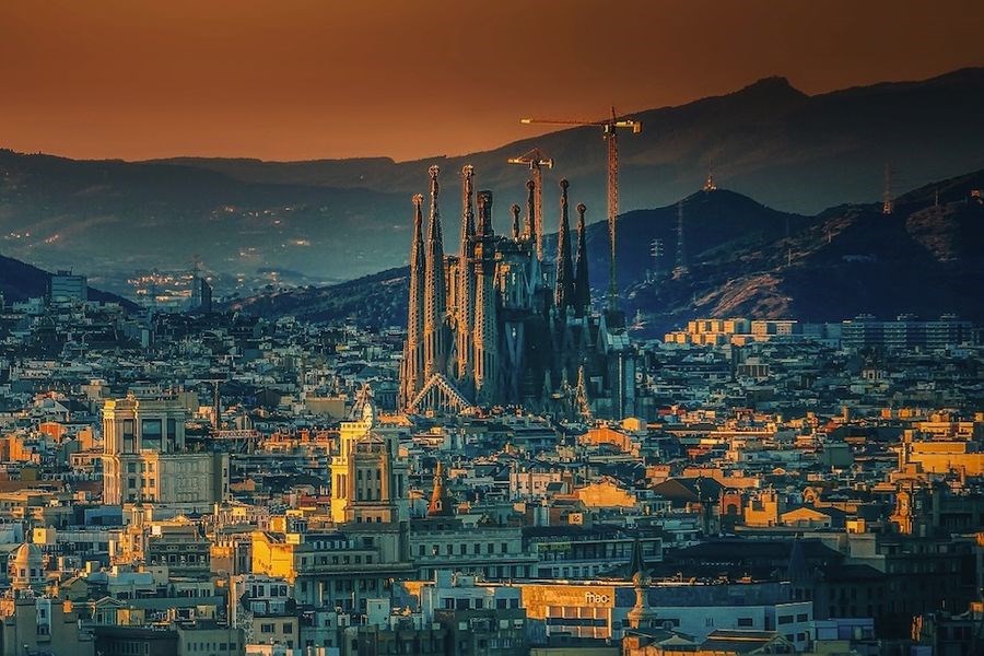 Barcelona & Madrid Turu THY İle Flamenco Show ve Andorra Turu Dahil Sömestre Özel 4 Gece 5 Gün 2026