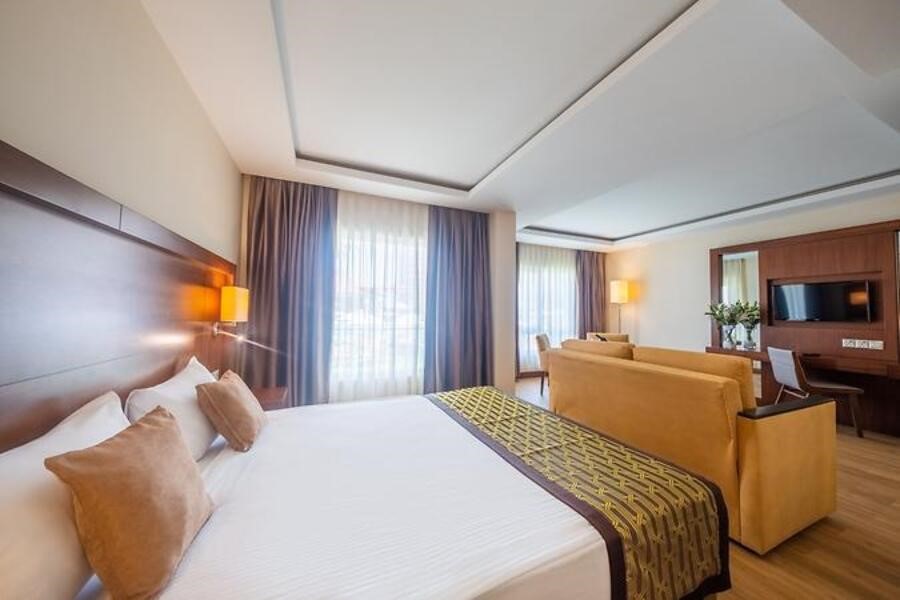 Salamis Bay Conti Resort Hotel