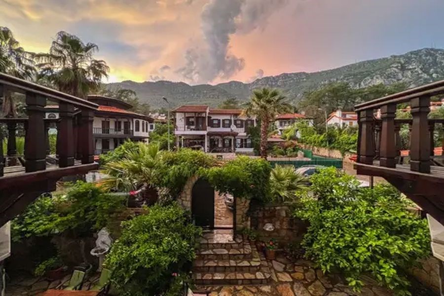 Liya Boutique Hotel Suites