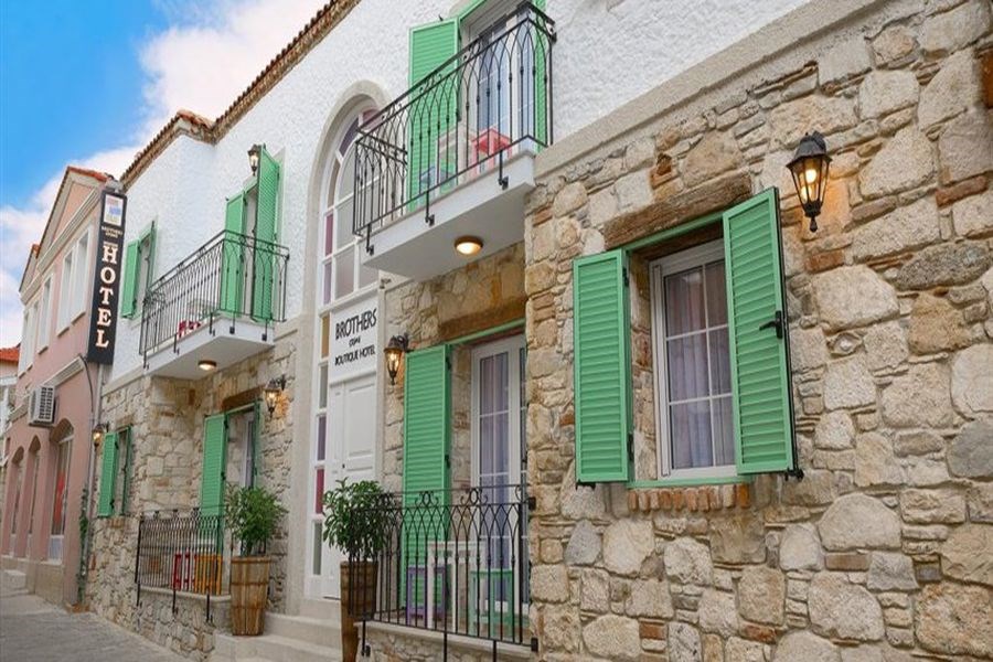 Brothers Çeşme Boutique Hotel