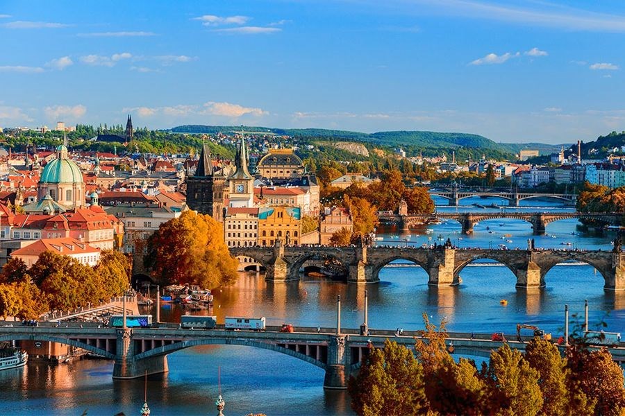 Prag & Viyana & Budapeşte Turu Pegasus Havayolları ile 7 Gece (PRG-BUD) FL001 