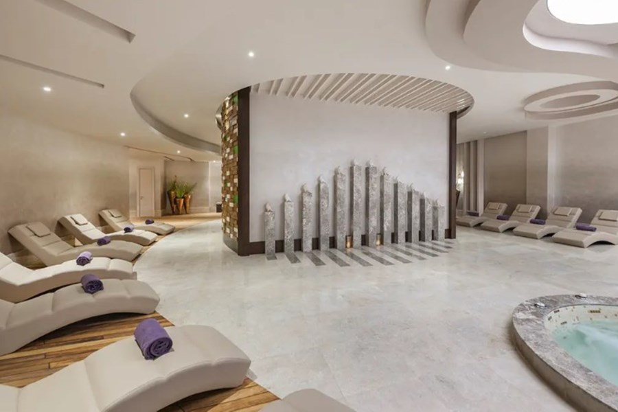 Kaya Palazzo Resort & Casino