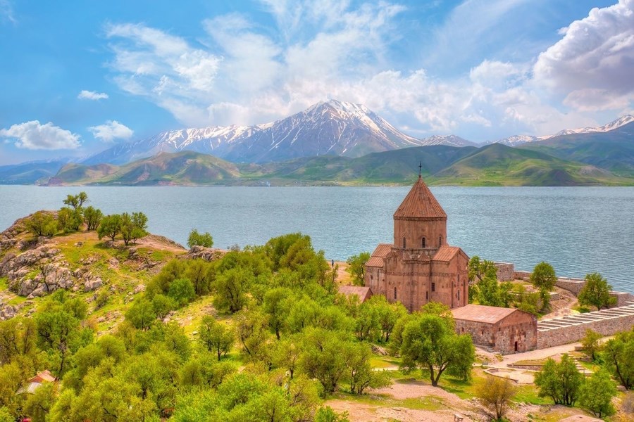 İran - Van - Transasya Ekspresi Turu  Ajet Havayolları ile 7 Gece 8 Gün 