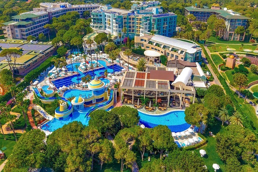 Limak Atlantis Deluxe Resort & Hotel