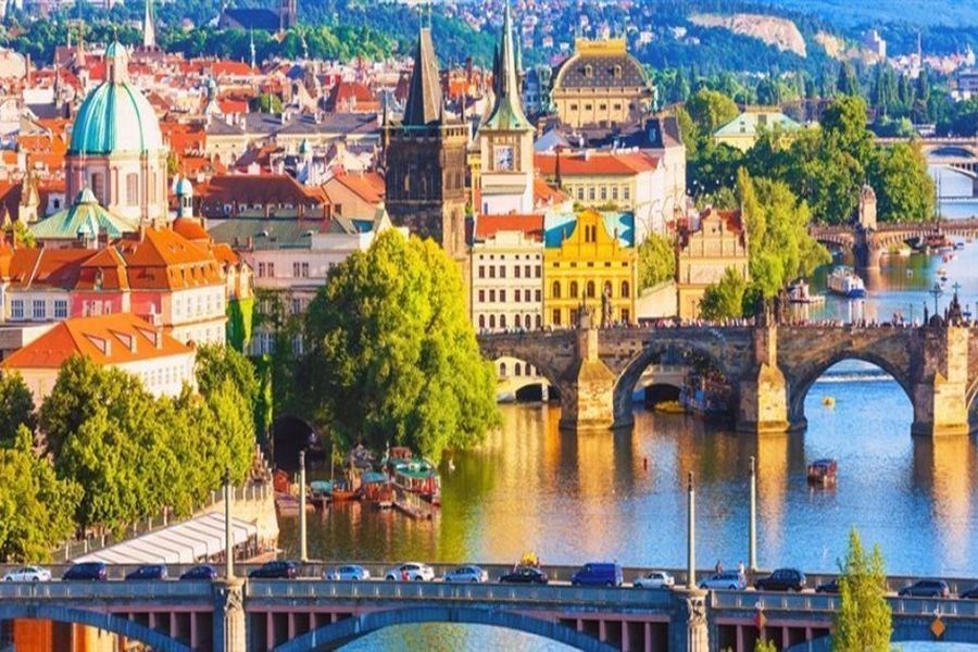 Prag Turu Türk Havayolları ile 3 Gece 4 Gün 2025