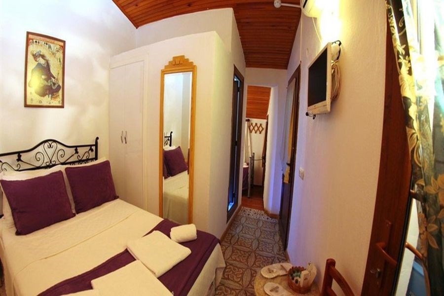 Antik Motel Alaçatı