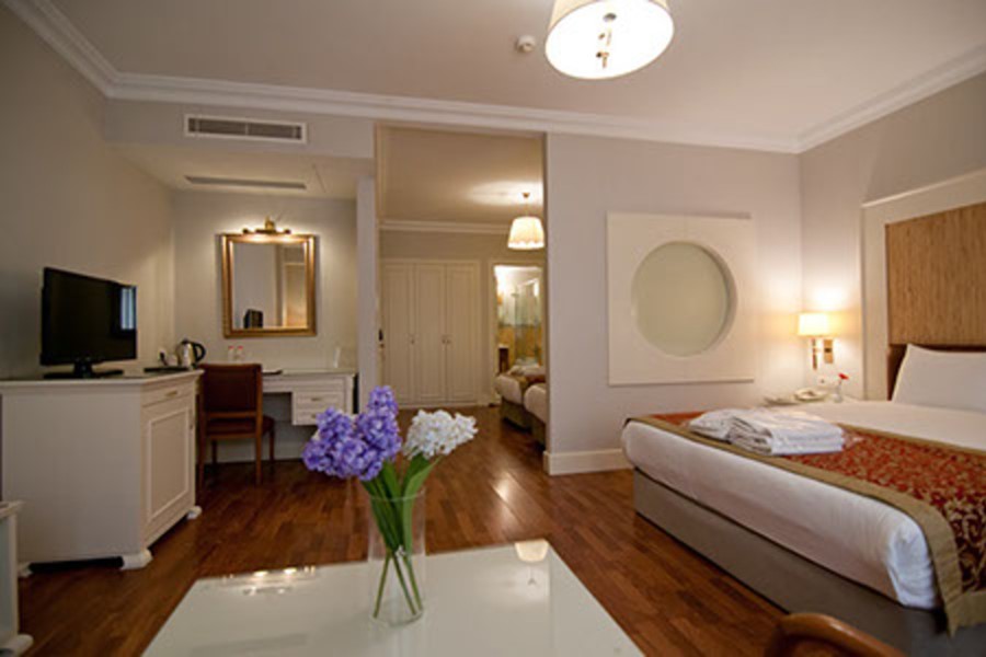 Taksim Metropark Hotel