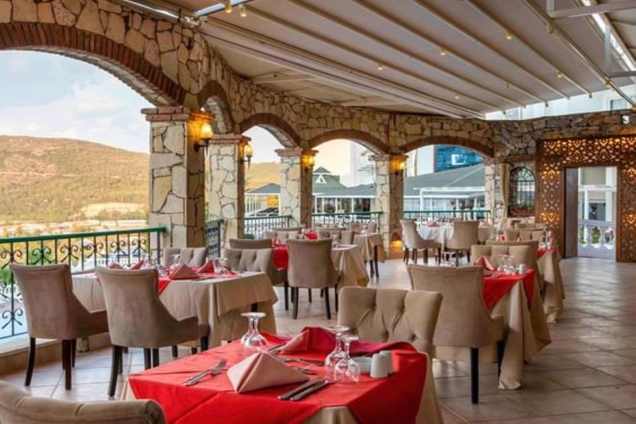 CEDAR’S RESTORAN