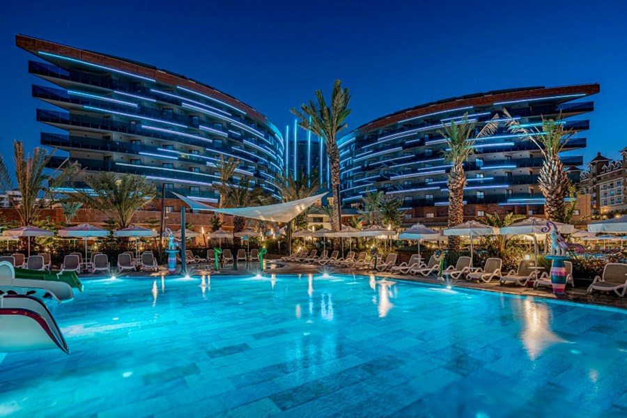 Kirman Premium Calyptus Resort & Spa