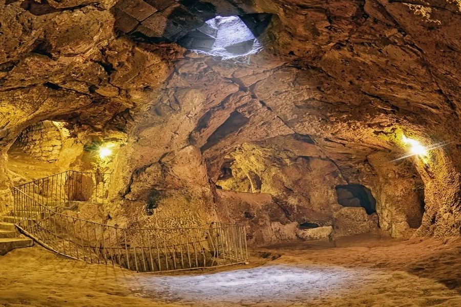 Uçaklı Kapadokya Turu Thy Ile 2 Gece Otel Konaklamalı Sevgililer Günü Özel