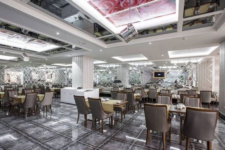 Italian Restaurant Bella Azura