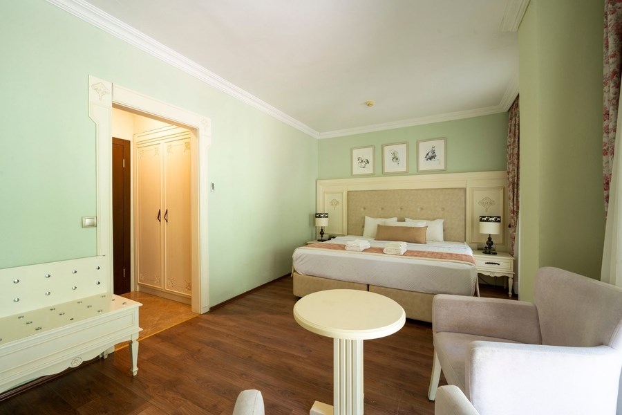 Padok Premium Hotel & Stables 