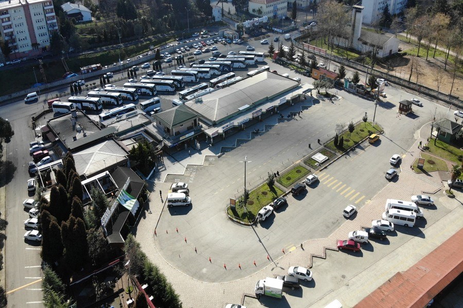 Giresun Şehirlerarası Otobüs Terminali Yoğun Bir Dönem Geçirdi