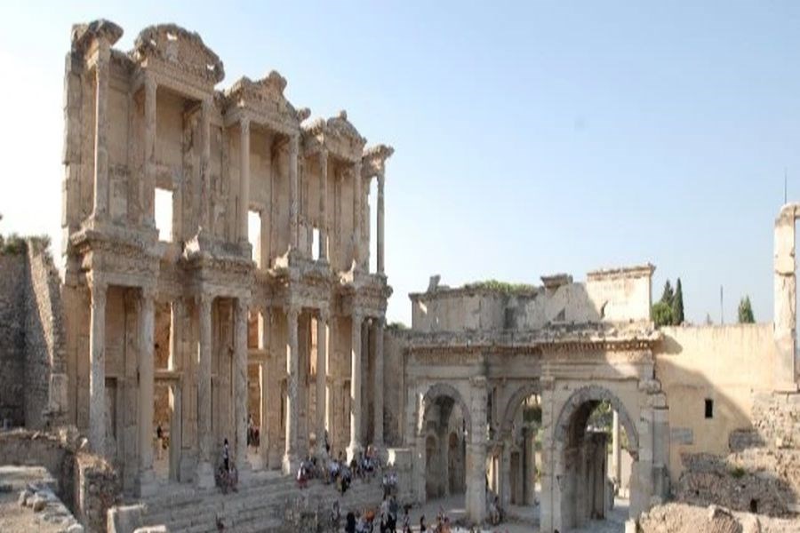 İzmir’e Turist Akını: Yeni Rekor Kırıldı