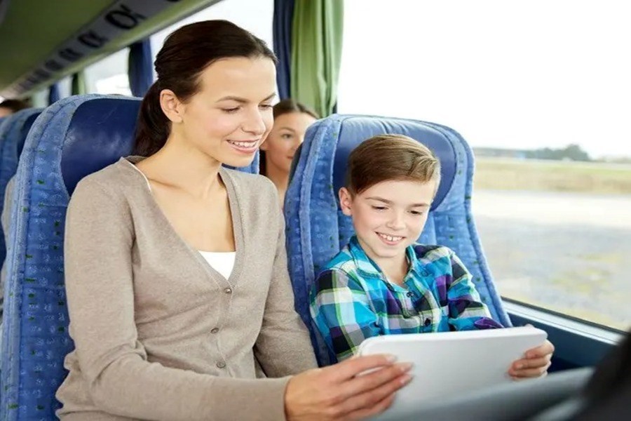 Otobüste Çocukla Seyahat: Seyahat Asistanım ile Ailece Keyifli Yolculuk İpuçları!