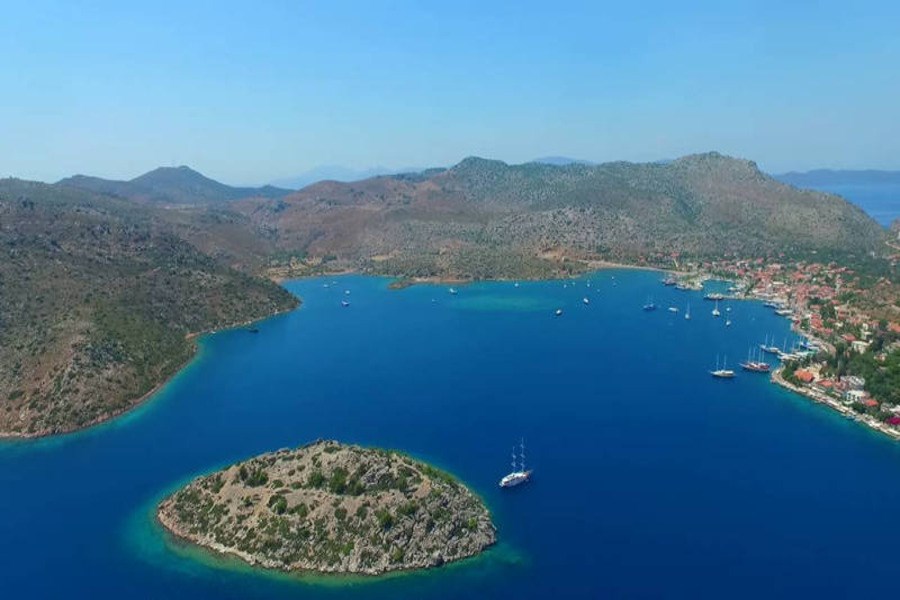 Marmaris Bozburun Tekne Turu Egenin Saklı Cennetini Keşfedin