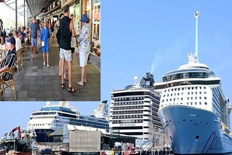 Kuşadası Limanı Yoğun Günler Yaşıyor: Denizden 9.600 Ziyaretçi Geldi