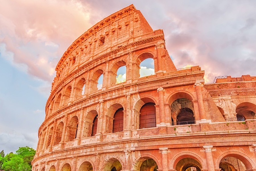 Tatil Planları Başladı: 2025 Yurtdışı Turlarına Rekor İlgi!