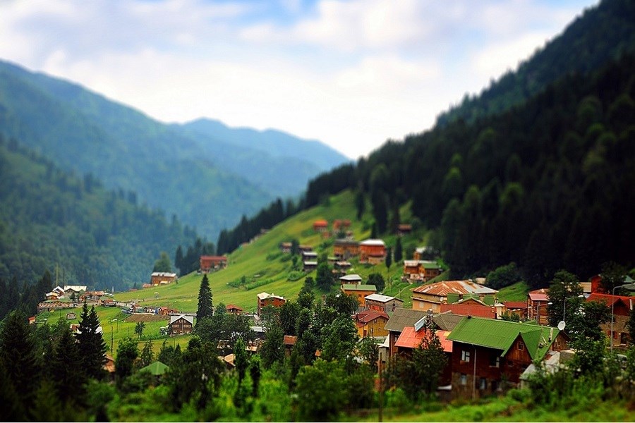 Baharın Renkleri: Yurt İçinde Mutlaka Görmeniz Gereken 5 Cennet Köşesi